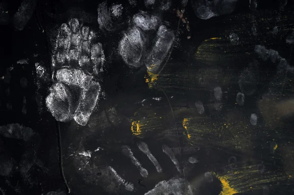 Impronte di palma su sfondo scuro — Foto Stock