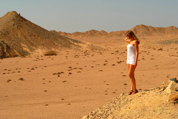 stock image Woman in the desert