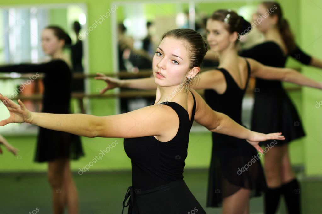 Danser Stock Photo by ©arkusha 1133291