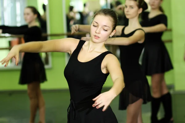 Школа танцев — стоковое фото