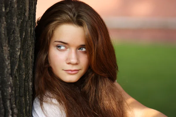 Closeup πορτρέτο του όμορφη κοπέλα — Φωτογραφία Αρχείου