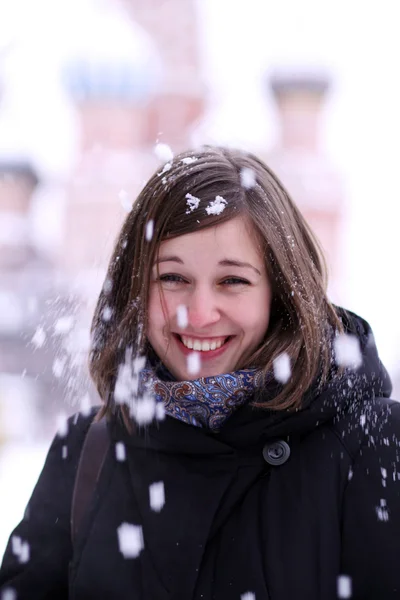 Laughing beautiful girl snowboarder — Stock Photo, Image