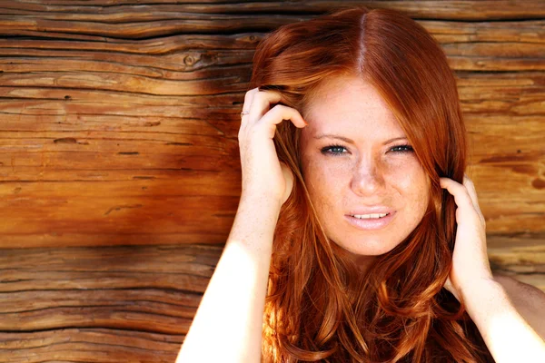 Ragazza dai capelli rossi — Foto Stock