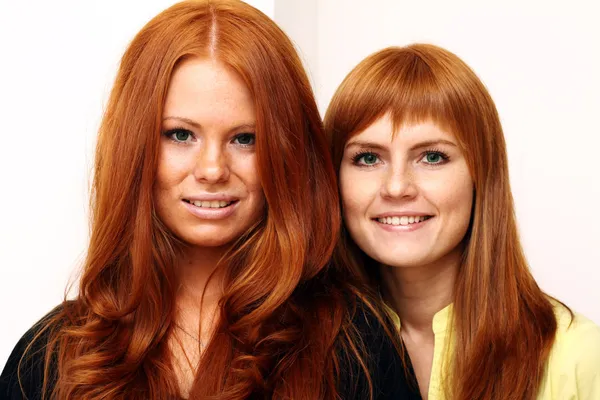 Casal de cabelos vermelhos — Fotografia de Stock