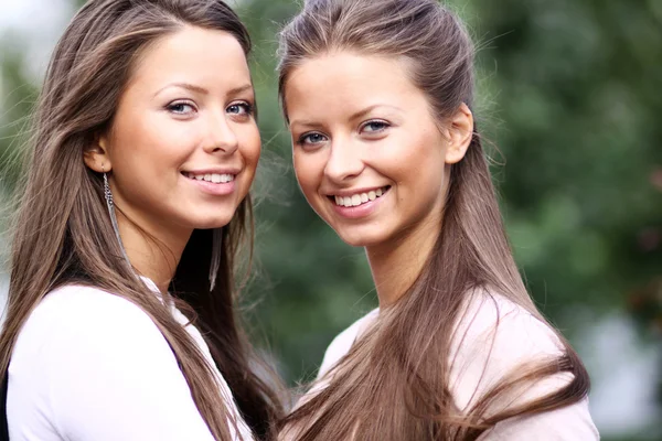 Dvě sestry — Stock fotografie