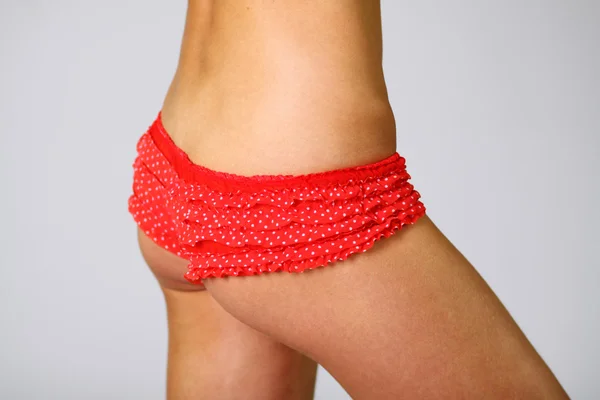 Kvinnliga röda shorts — Stockfoto