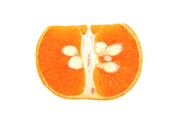Rebanada de mandarina madura aislada — Foto de Stock