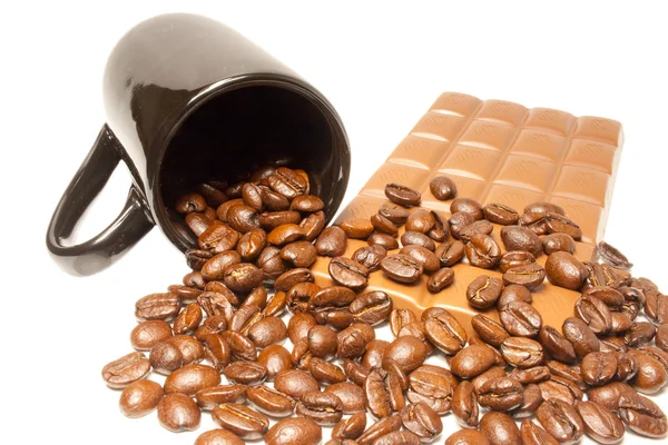 Kaffeekörner und Schokolade — Stockfoto