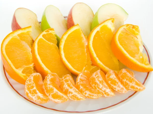 Früchte auf einem Teller — Stockfoto