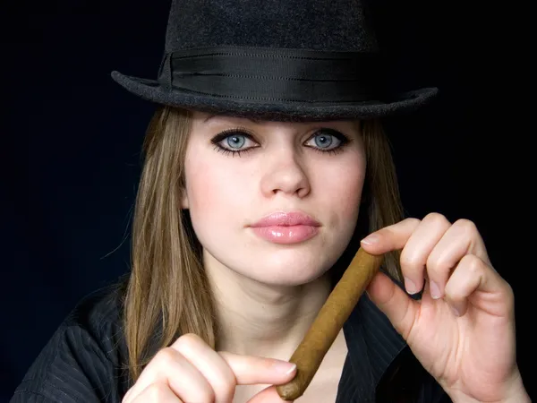 Graceful lady and cigar — Stock Photo, Image