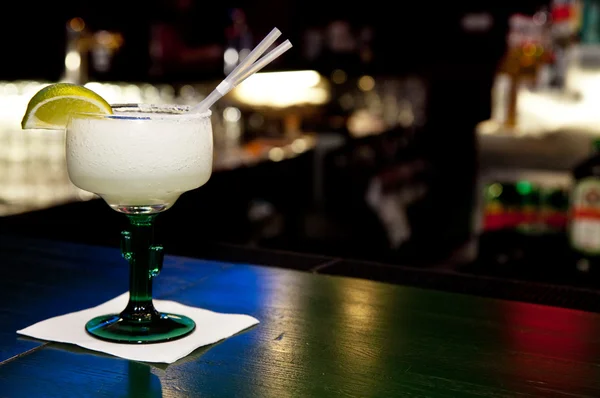 Cocktail i ett glas — Stockfoto