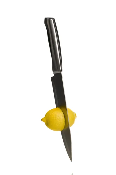 Řezání citron, samostatný — Stock fotografie