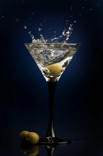 Splashing cocktail — Stok Foto