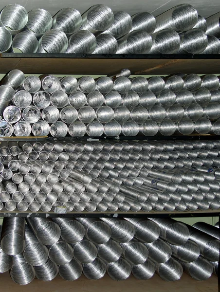 Lüftungsrohre aus Aluminium Stockbild