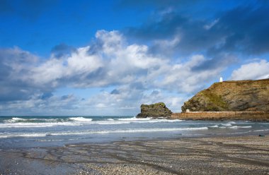 portreath Plajı ve İskelesi.