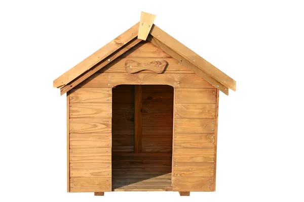 Dom drewniany psa na białym tle. — Zdjęcie stockowe