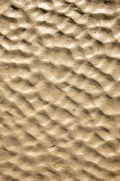 Ondulaciones naturales de arena de playa . — Foto de Stock
