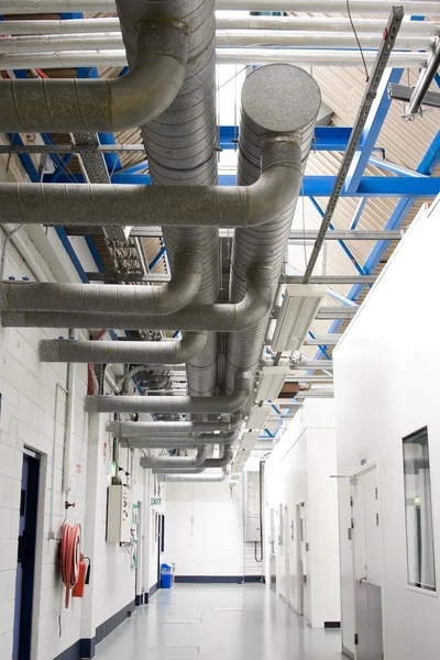 Industriële airconditioners pijpen sistem — Stockfoto