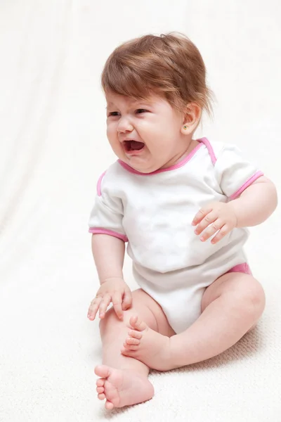 Pequena menina chorar — Fotografia de Stock