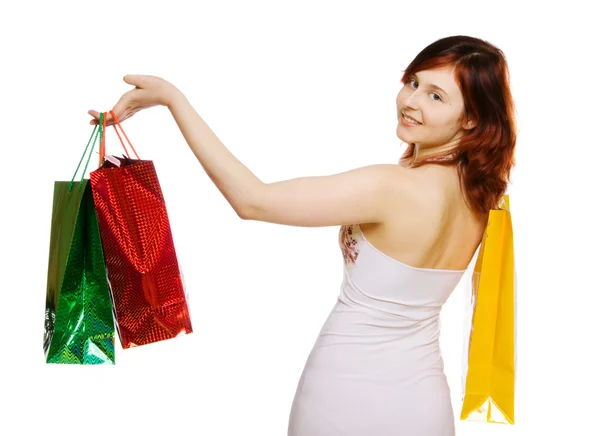 Genç bir kadın alışverişe gider — Stok fotoğraf
