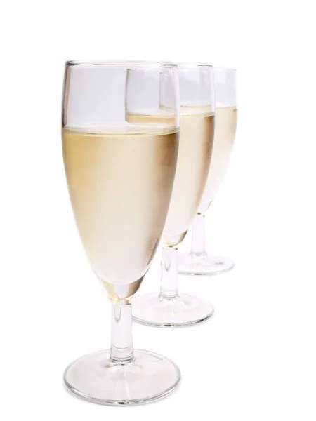Copos com vinho branco e uva branca — Fotografia de Stock