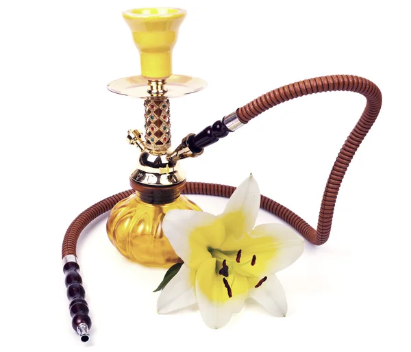 Hookah and lily — Stock Photo, Image