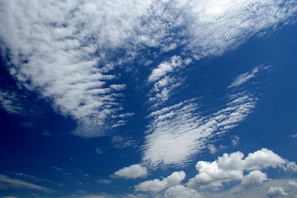 Mörkblå himmel 5 — Stockfoto