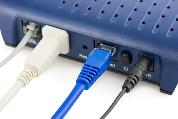Kablolar ve modem — Stok fotoğraf