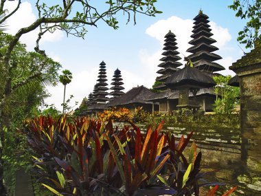 Taman Ayun Temple roofs clipart