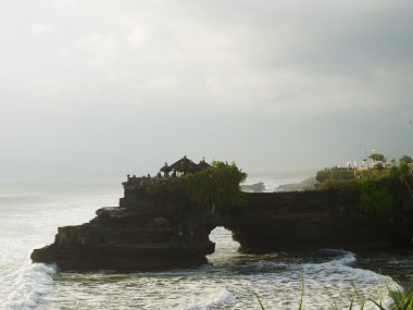 Tanah çok tapınak