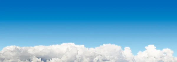 Облачный фон — стоковое фото