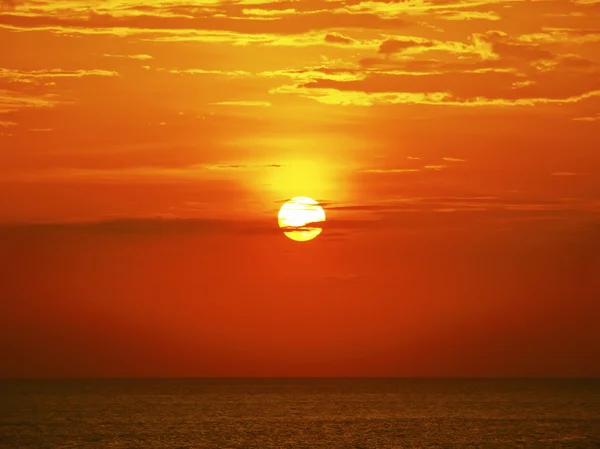 Roter Sonnenuntergang — Stockfoto