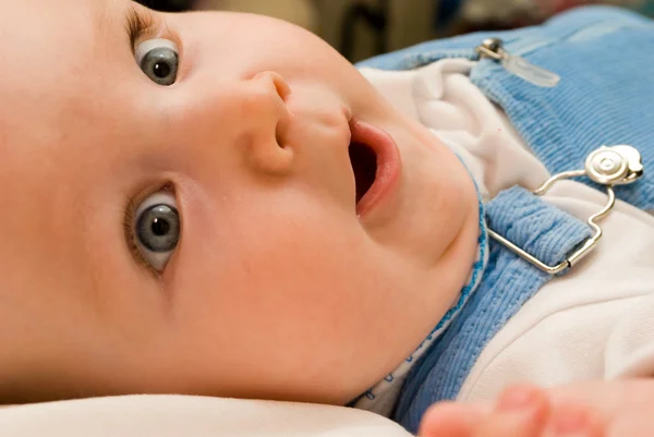 The surprised child — Stock Photo, Image