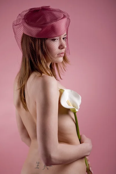 Modelo Naket sobre rosa — Fotografia de Stock