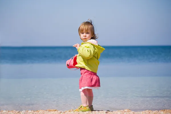 Dítě nad mořem — Stock fotografie