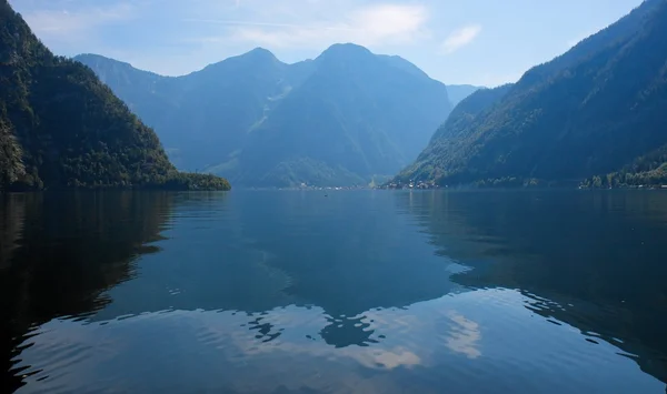 Lac Alpine Hallstatter à Salzkammergut — Photo