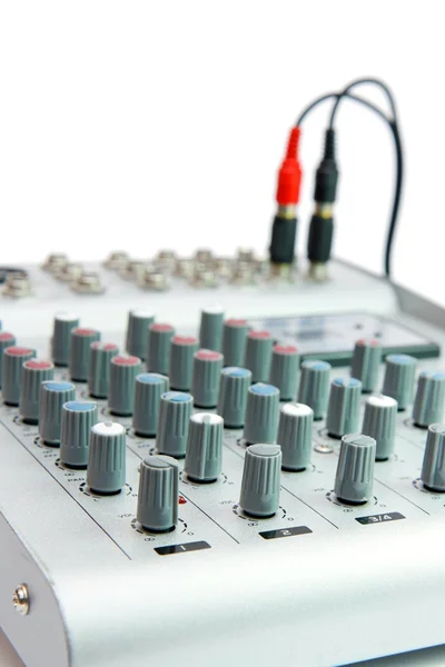 Controles de la pequeña consola del mezclador de sonido — Foto de Stock