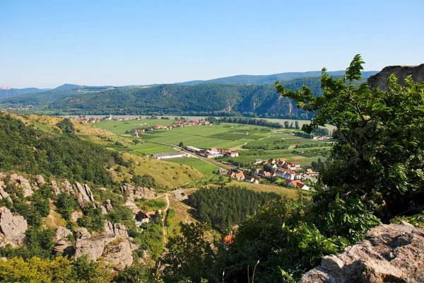 View of Danube valley and Durnstein town — Stock Photo, Image