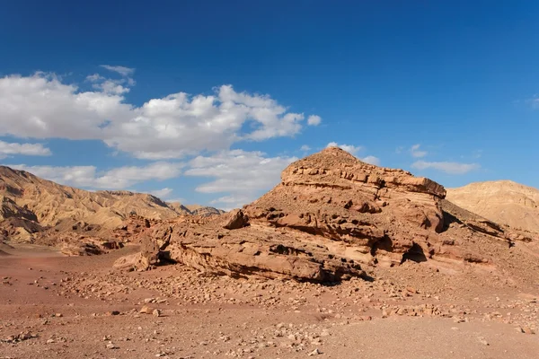 Pedras cênicas no deserto de pedra — Fotografia de Stock