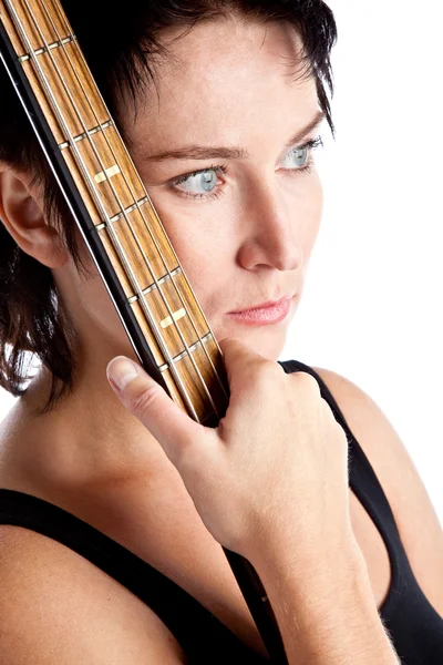 Kvinna med elgitarr — Stockfoto