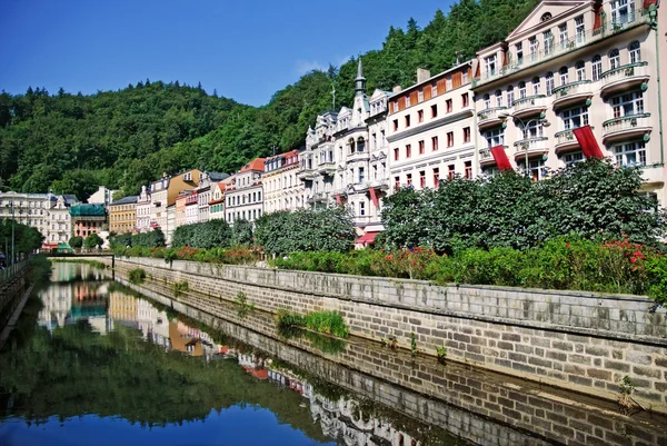 Paesaggio centro città a Karlovy Vary — Foto Stock