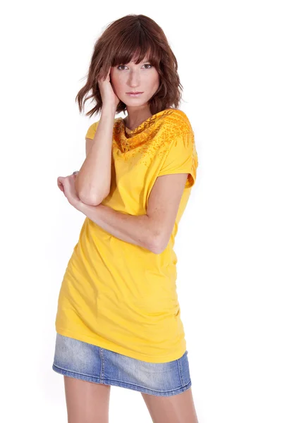 Frau in gelber Bluse — Stockfoto