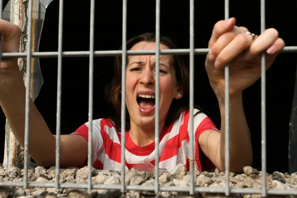 Mujer detenida —  Fotos de Stock