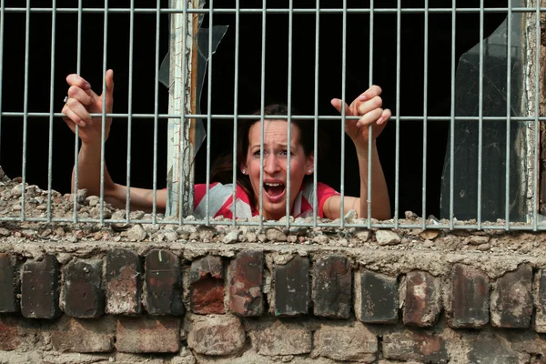 Mujer en prisión — Foto de Stock