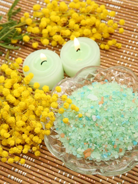 Sea salt and candles — Stock Photo, Image