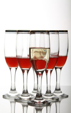 kırmızı şarap ile glasswine