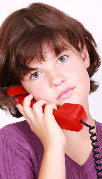 Το κορίτσι μιλάει στο τηλέφωνο. — Φωτογραφία Αρχείου