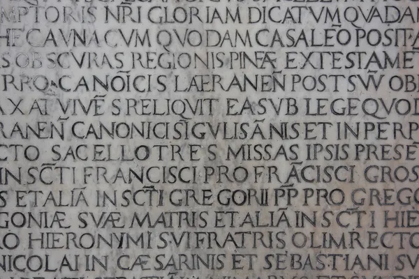 Middeleeuws Latijn katholieke inscriptie — Stockfoto