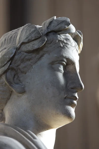 Gamla manliga staty från Vatikanmuseet — Stockfoto