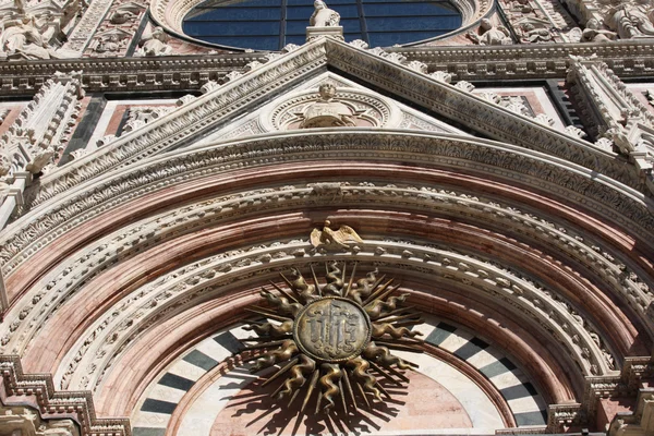 Architectural details of Siena Duomo — стокове фото